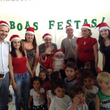 Natal em creches carentes - Itajaí - 2014