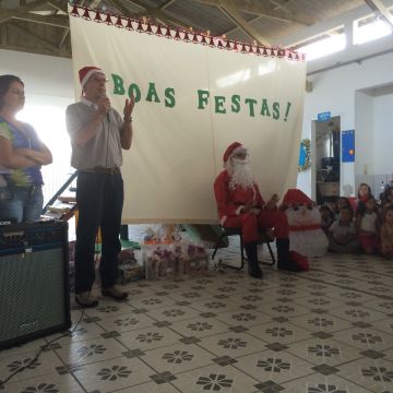 Natal em creches carentes - Itajaí - 2014