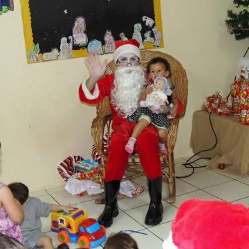 Natal em creches carentes - Itajaí - 2015